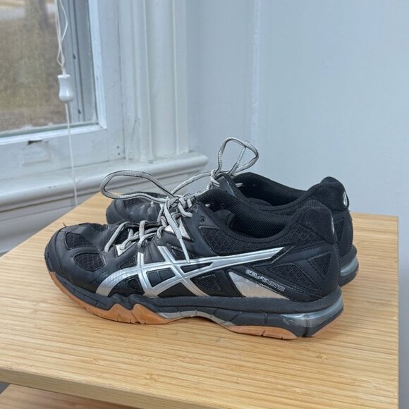 Asics Gel Tactic Black Silver Volleyball Sneakers Womens Shoe Size 8 B554N - Picture 4 of 7